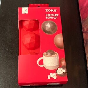 NWT Zoku 12 molds Chocolate Bomb Set